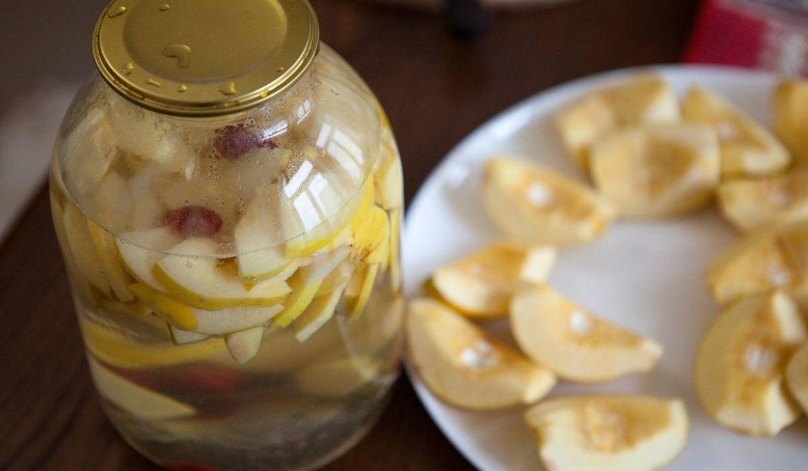 Buy the latest types of canned apple at a reasonable price