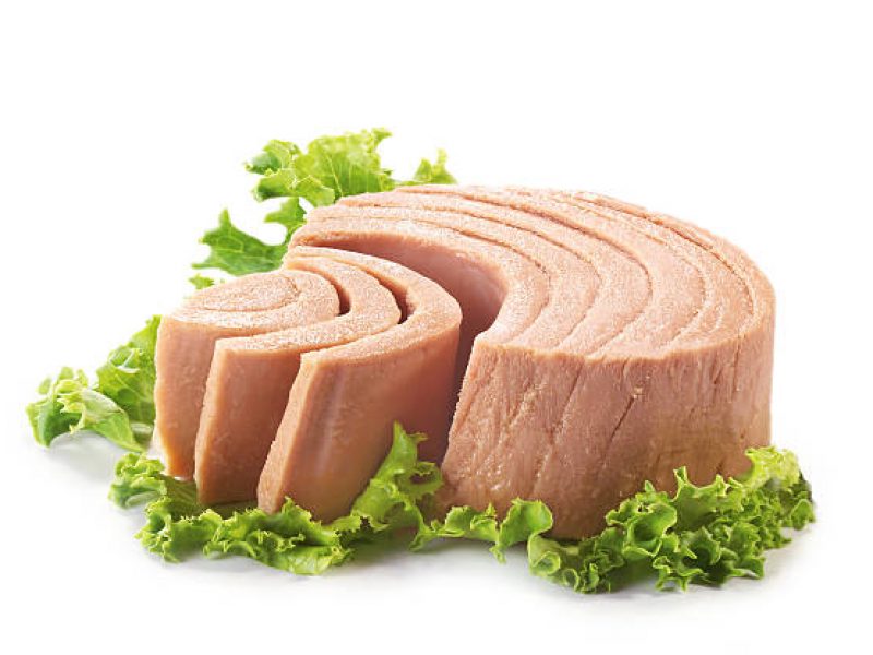 The purchase price of canned tuna from production to consumption in bulk and retail